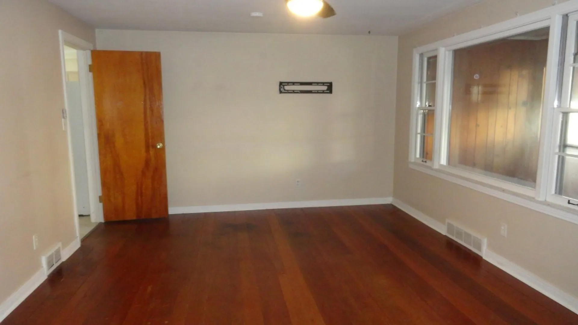 Property at 140 Genesee Park Drive, Syracuse, NY 13224 8