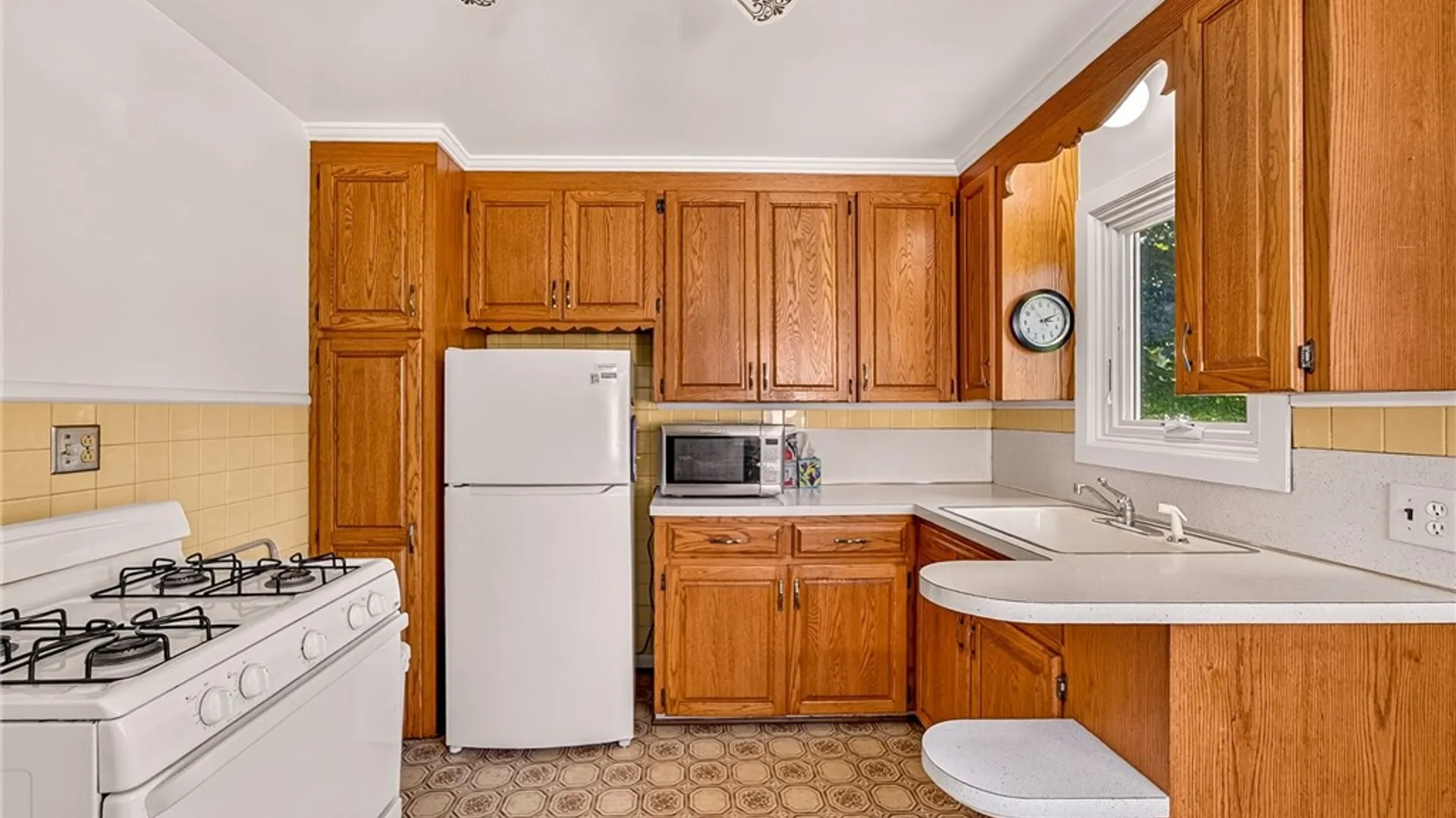 Property at 30 Rumson Road, Greece, NY 14612 9