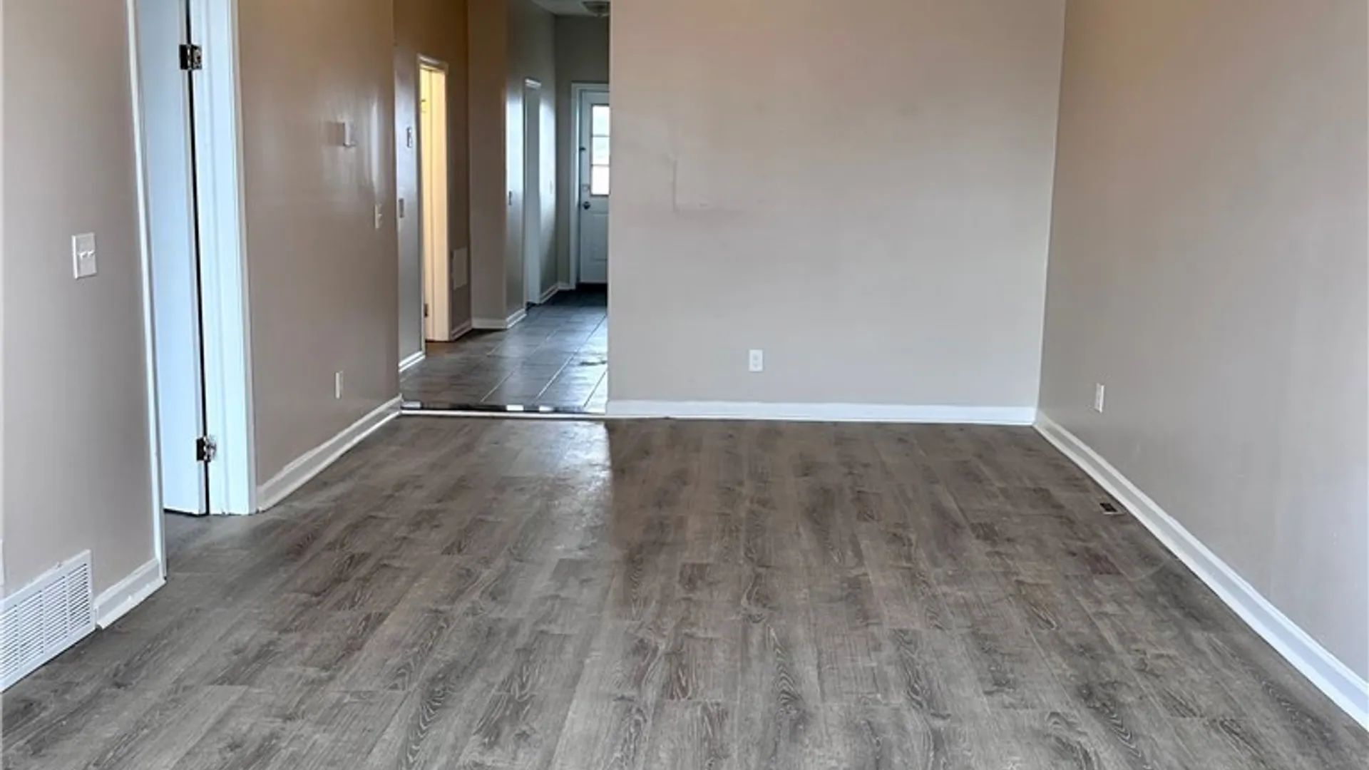 Property at 310 Hampshire Street, Buffalo, NY 14213 6