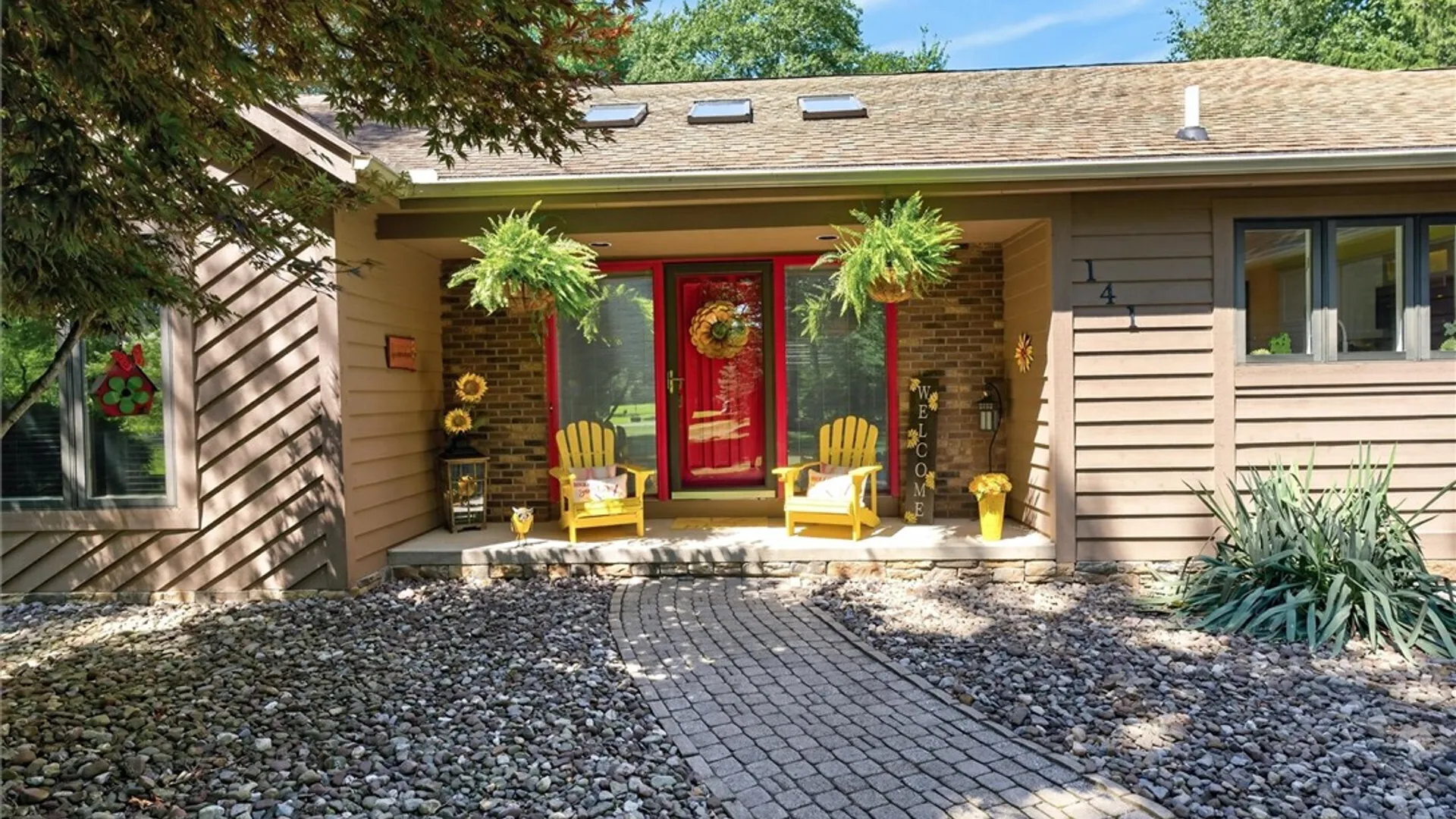 Property at 141 Dean Road, Parma, NY 14559 4