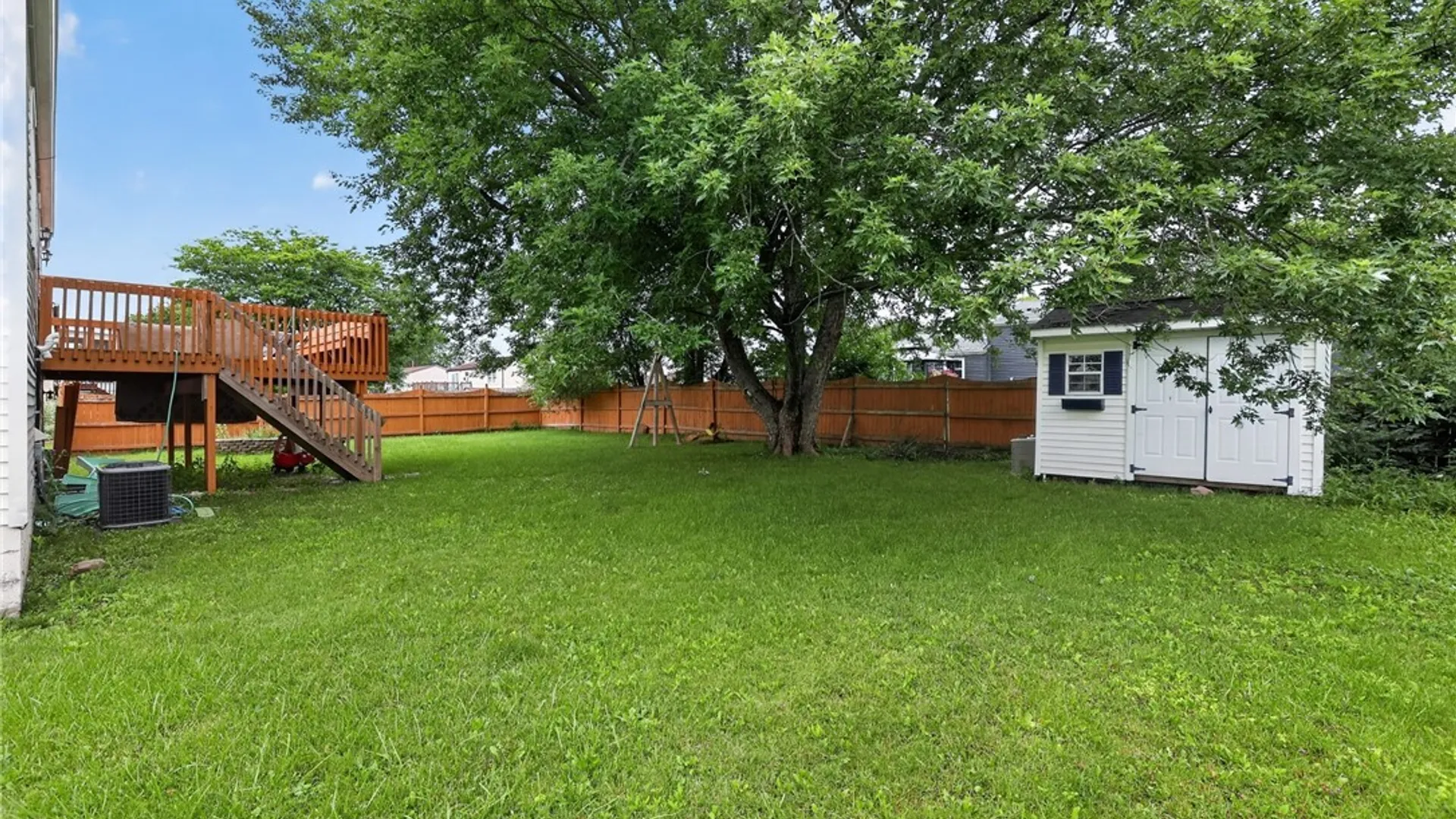 Property at 6593 Parkwood Drive, Lockport Town, NY 14094 5