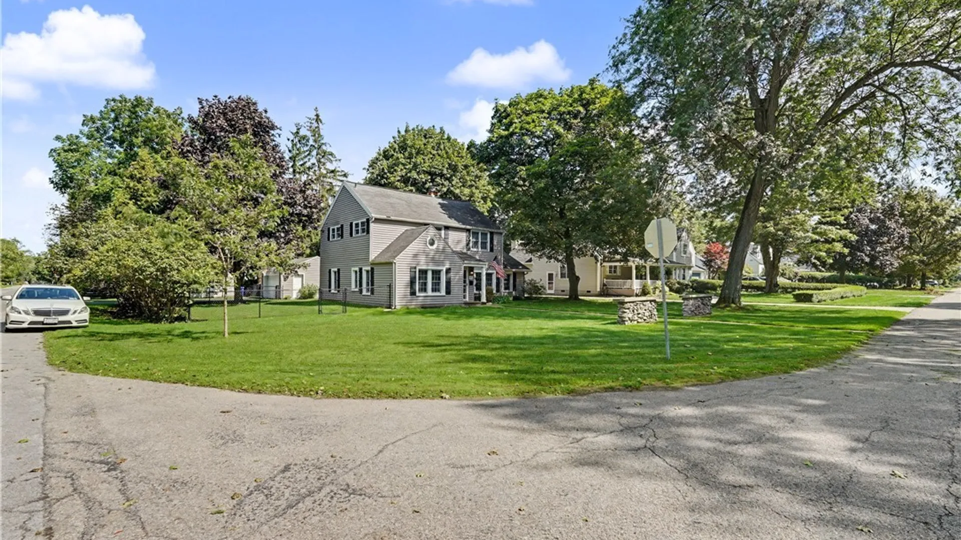 Property at 4311 Wildwood Drive, Clarence, NY 14221 3