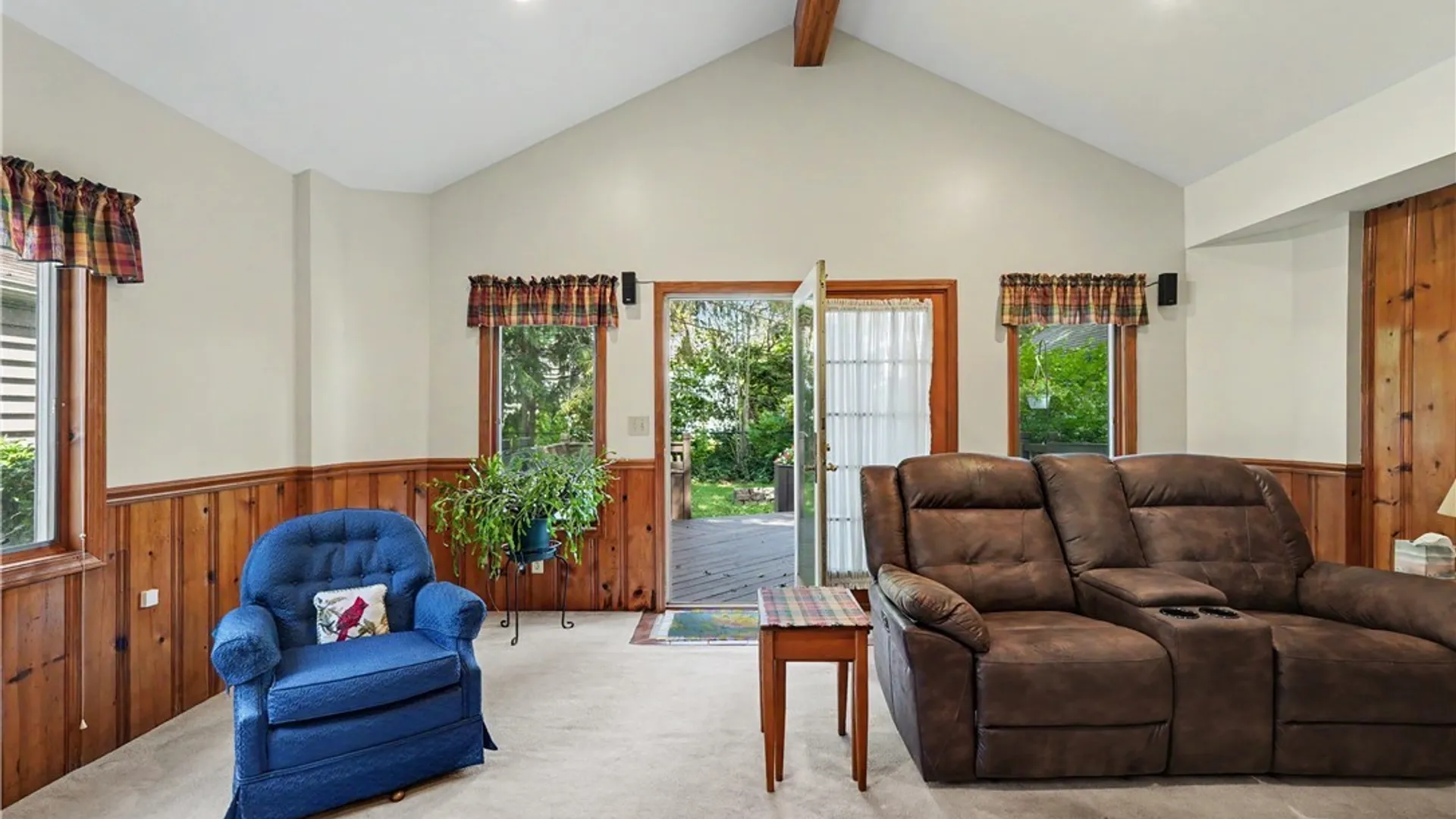 Property at 4311 Wildwood Drive, Clarence, NY 14221 16