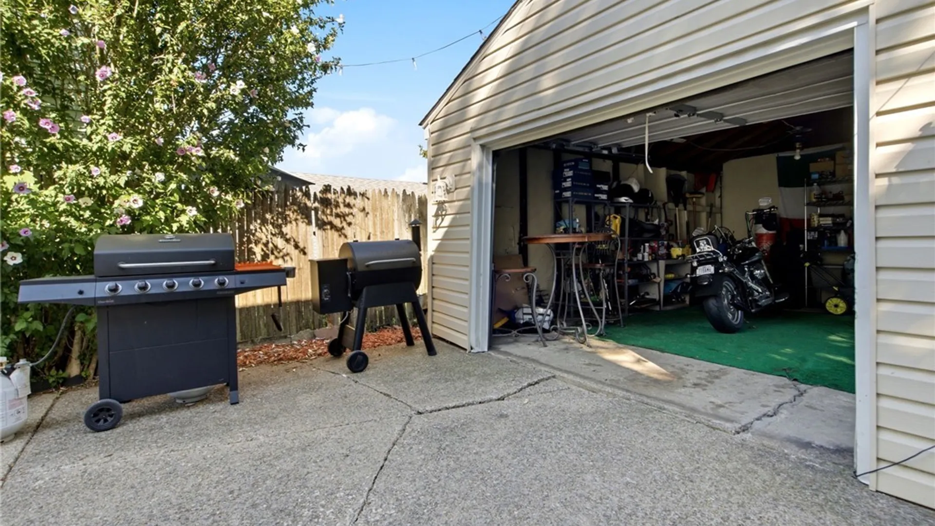 Property at 109 Kamper Avenue, Buffalo, NY 14210 37