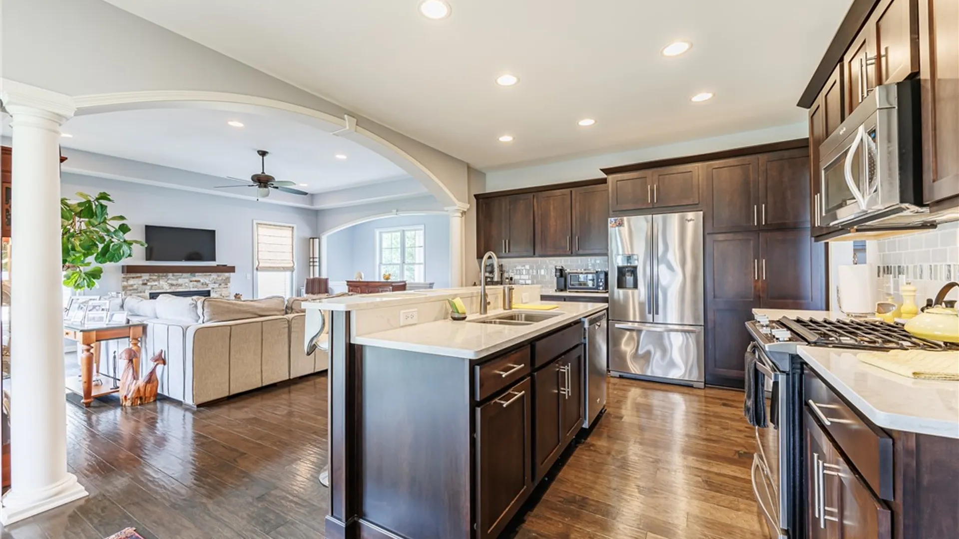Property at 215 Bretlyn Circle, Brighton, NY 14618 9