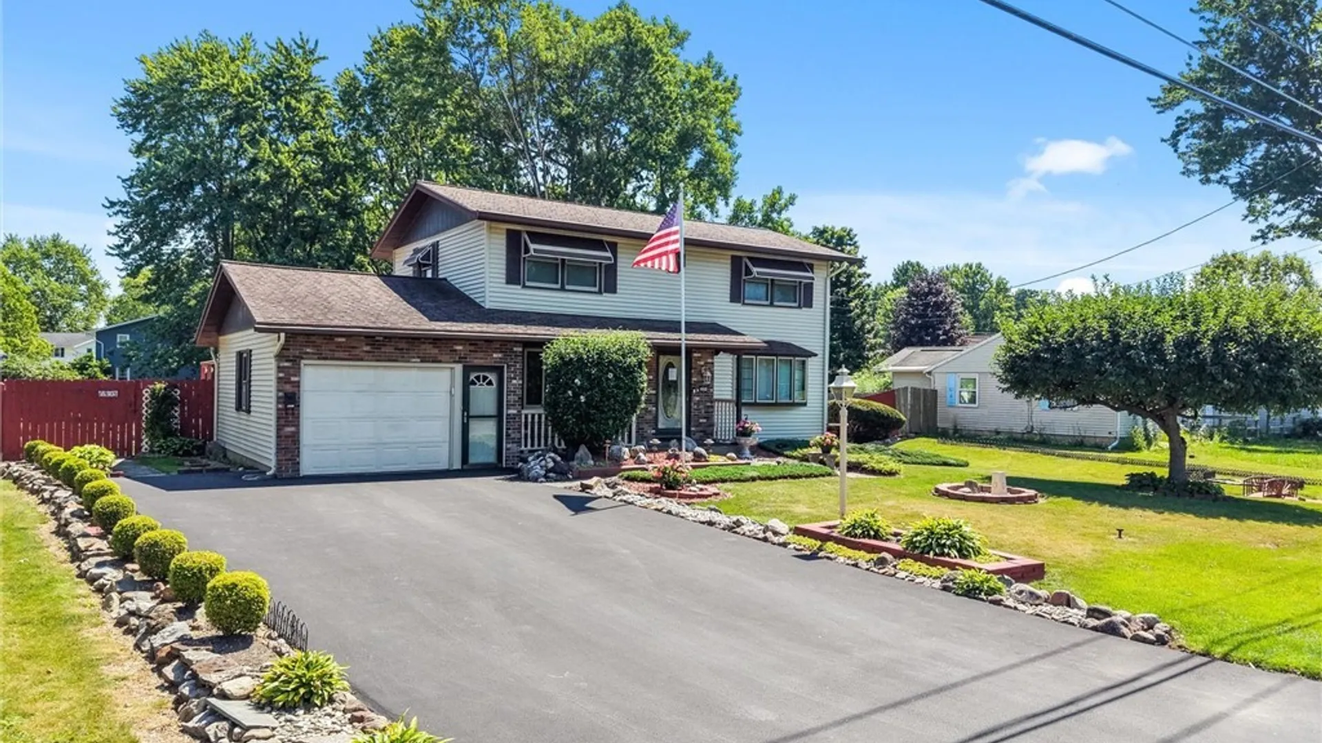Property at 6894 Larkin Street, Salina, NY 13088 3
