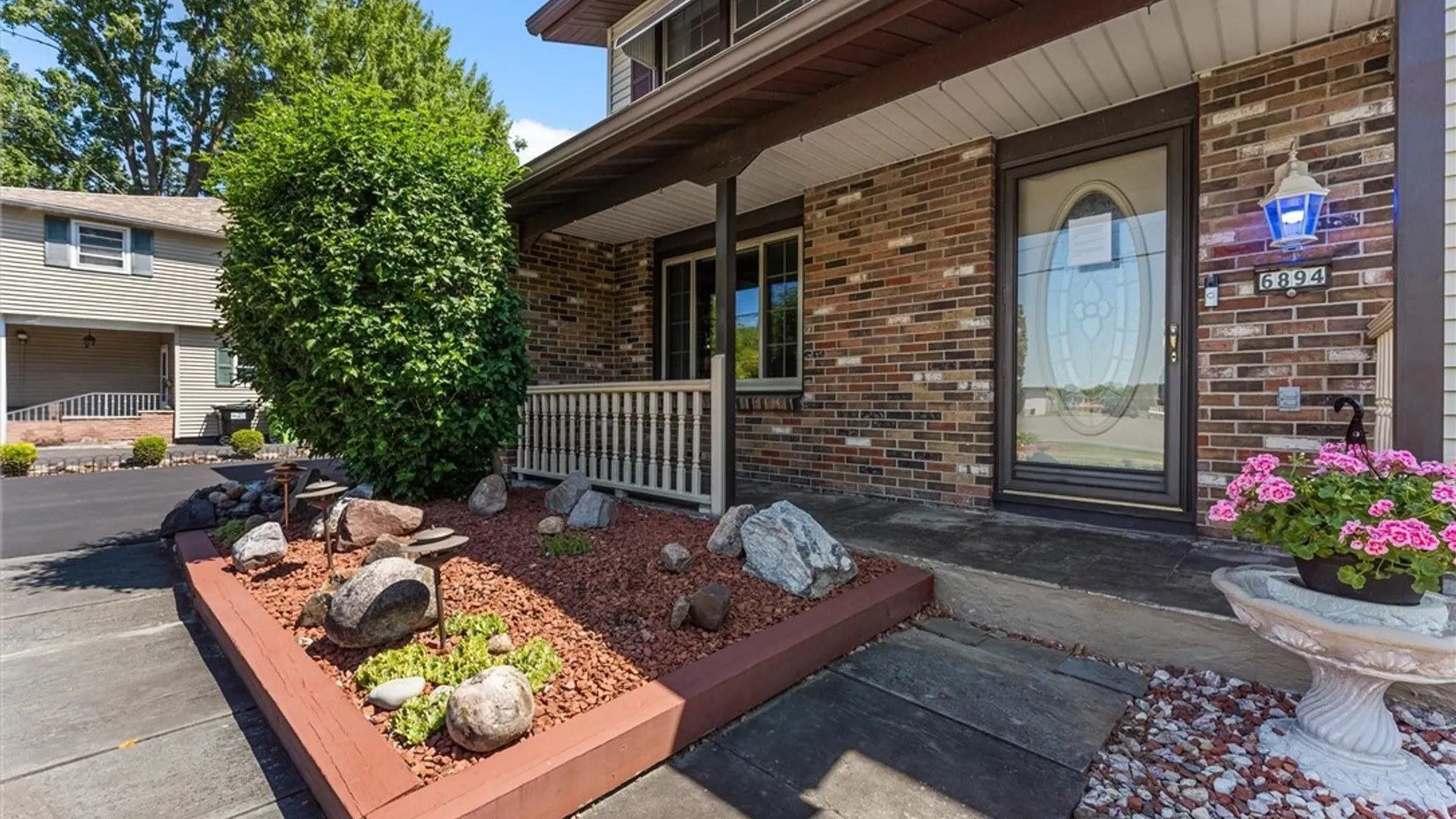 Property at 6894 Larkin Street, Salina, NY 13088 4