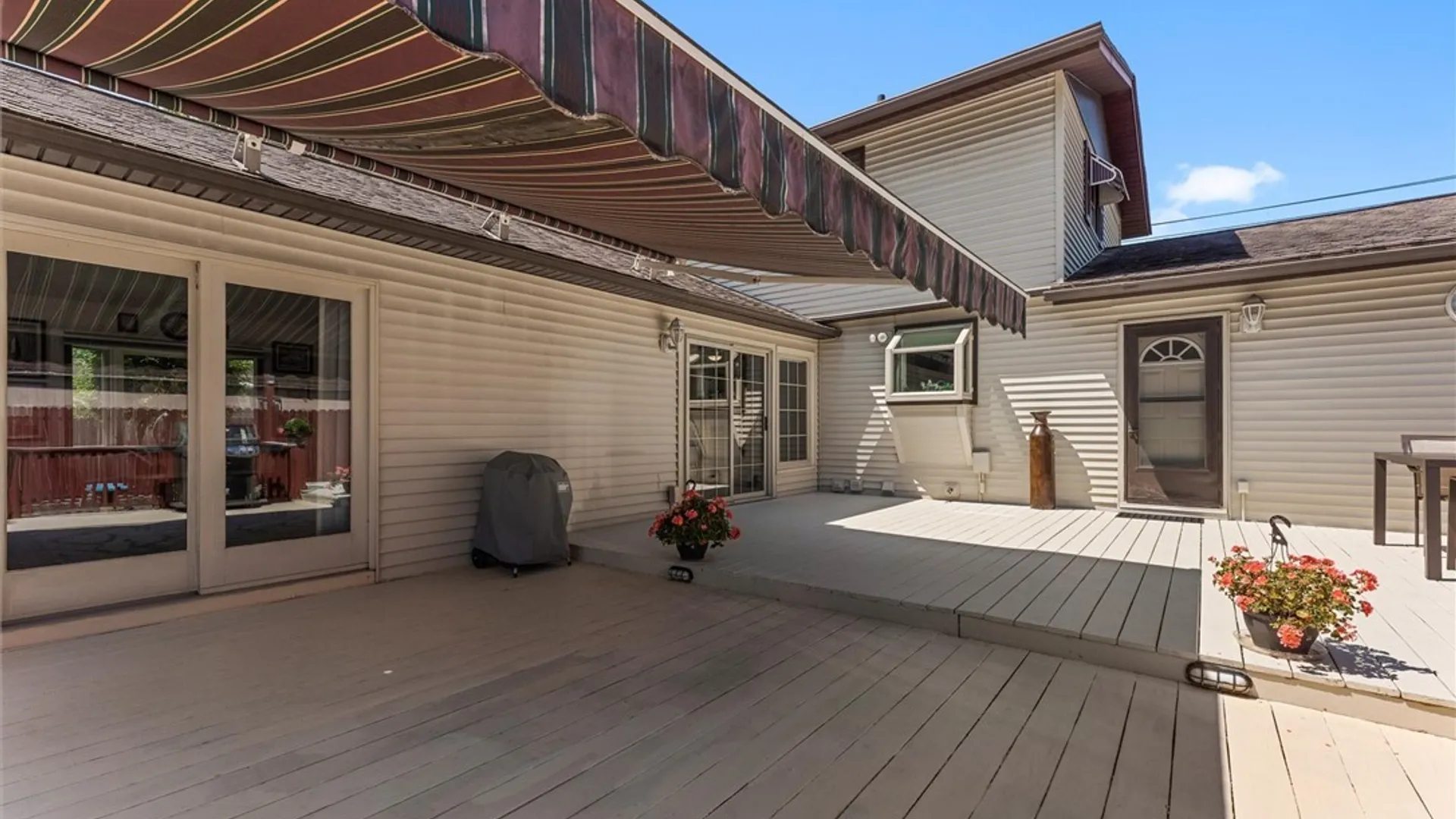 Property at 6894 Larkin Street, Salina, NY 13088 37