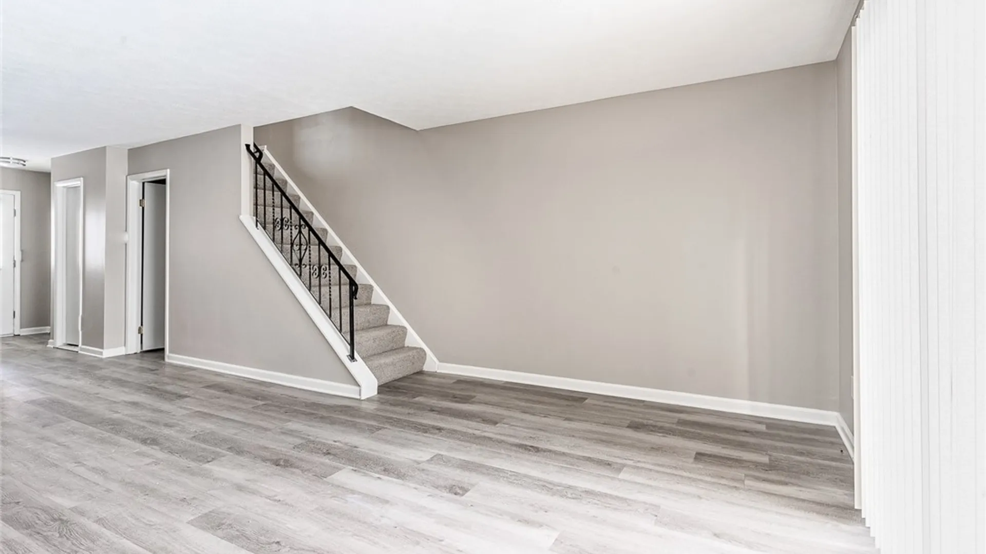 Property at 89 Chartwell Court, Brighton, NY 14618 6