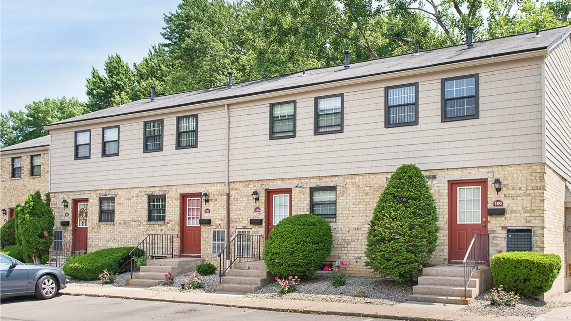 Property at 89 Chartwell Court, Brighton, NY 14618 16