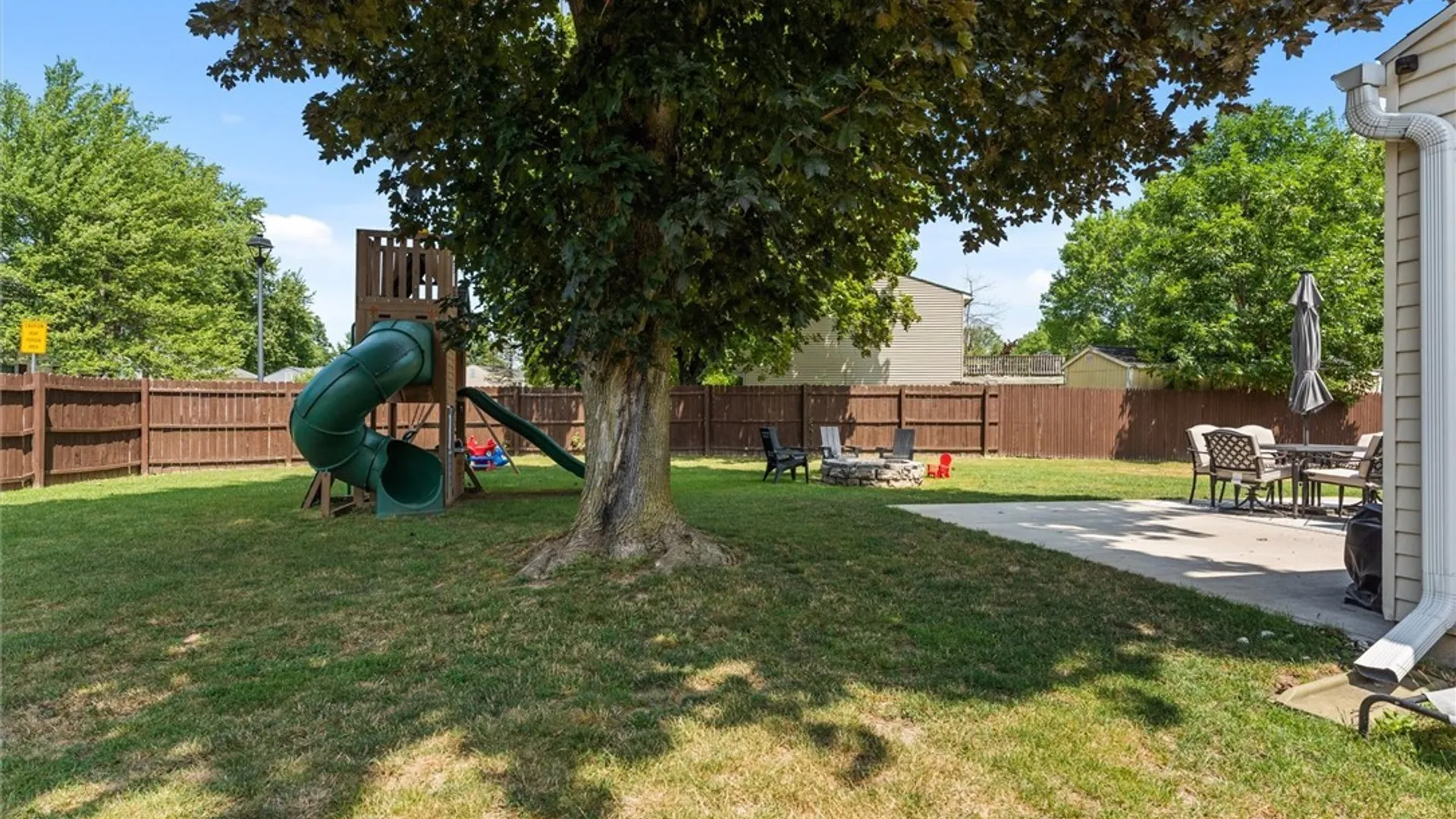 Property at 4207 Stepping Stone Lane, Clay, NY 13090 23