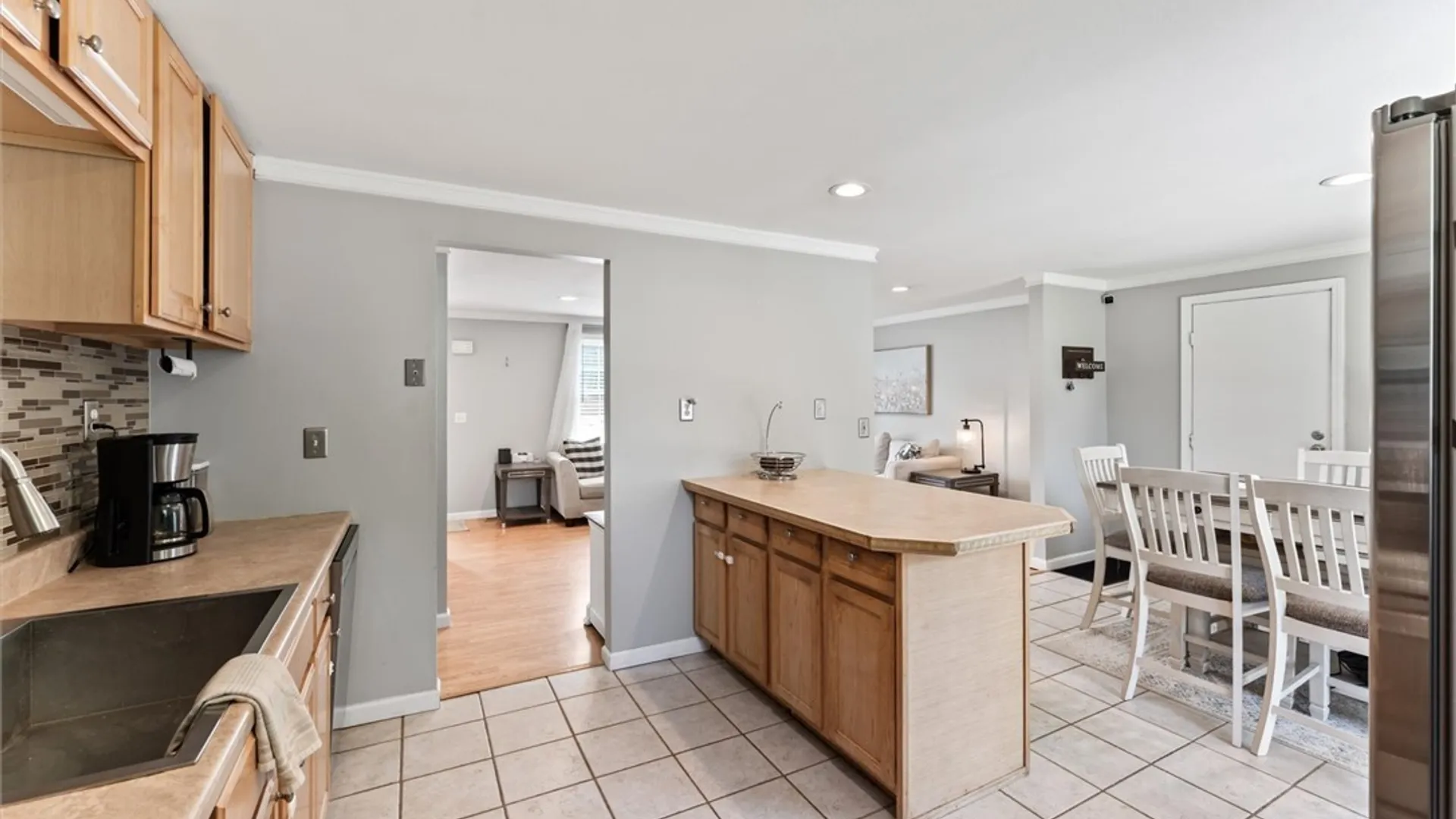 Property at 4207 Stepping Stone Lane, Clay, NY 13090 10