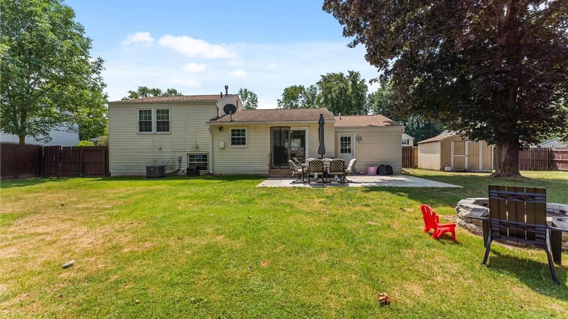 Property at 4207 Stepping Stone Lane, Clay, NY 13090 25
