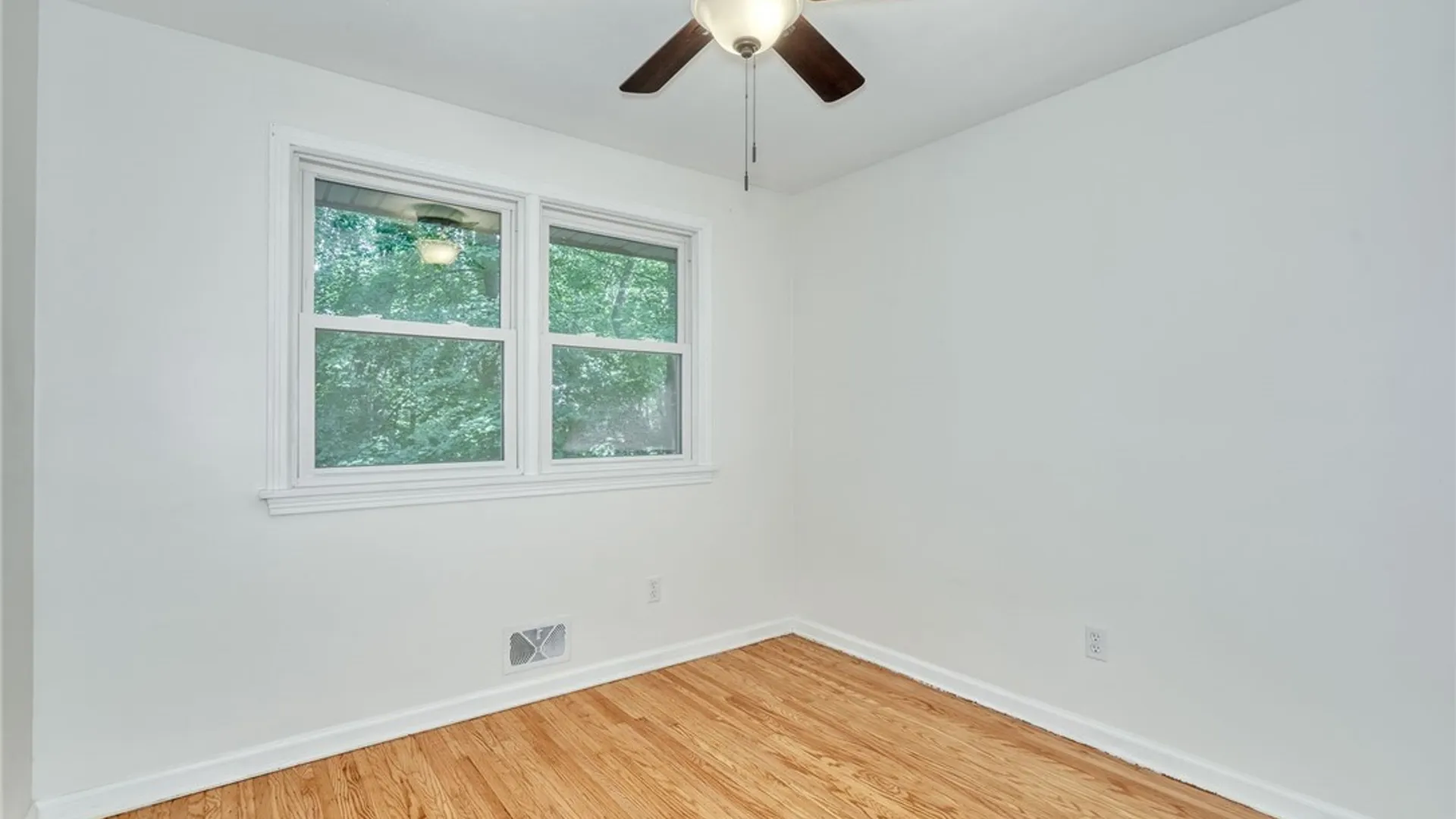 Property at 205 Van Voorhis Avenue, Irondequoit, NY 14617 23