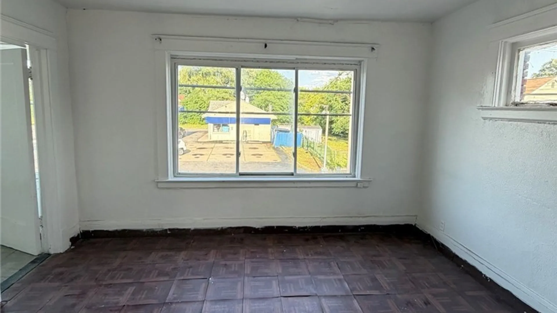 Property at 490 19th Street, Niagara Falls, NY 14303 18