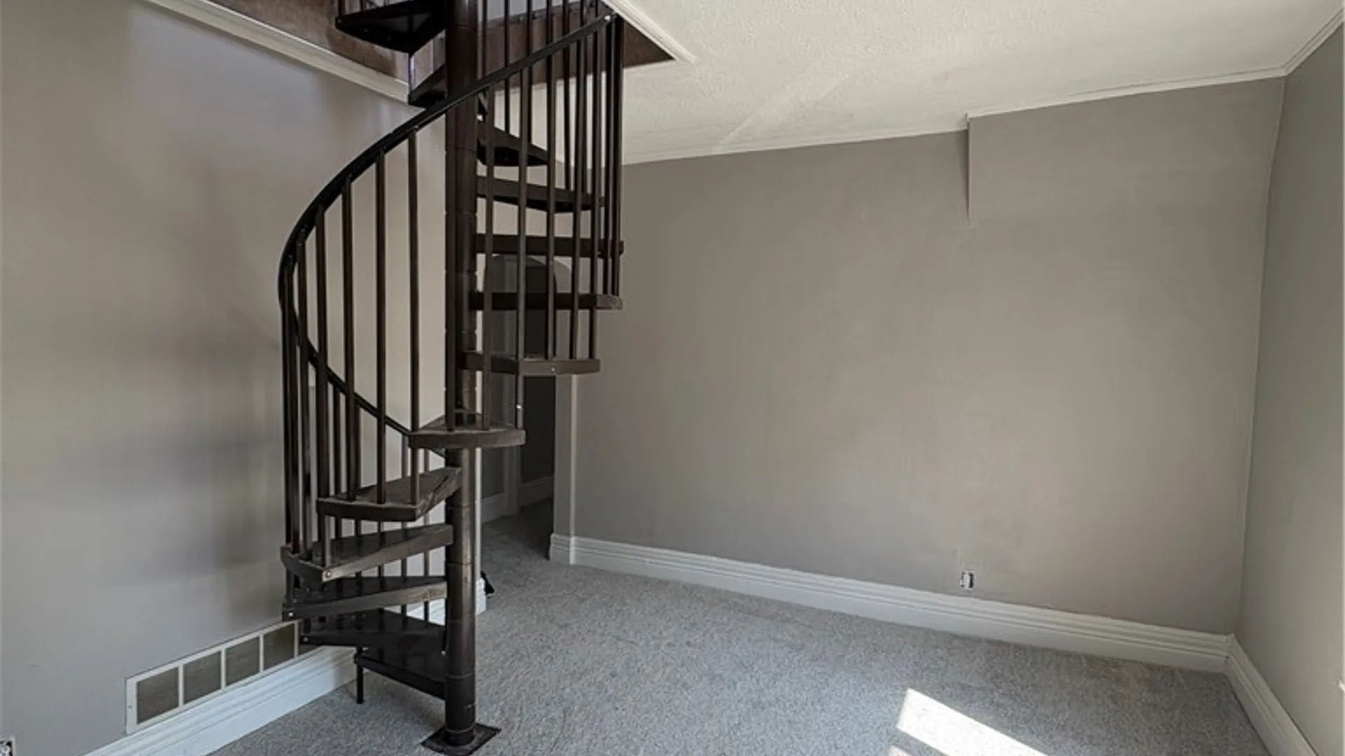 Property at 590 Richmond Avenue, Buffalo, NY 14222 5