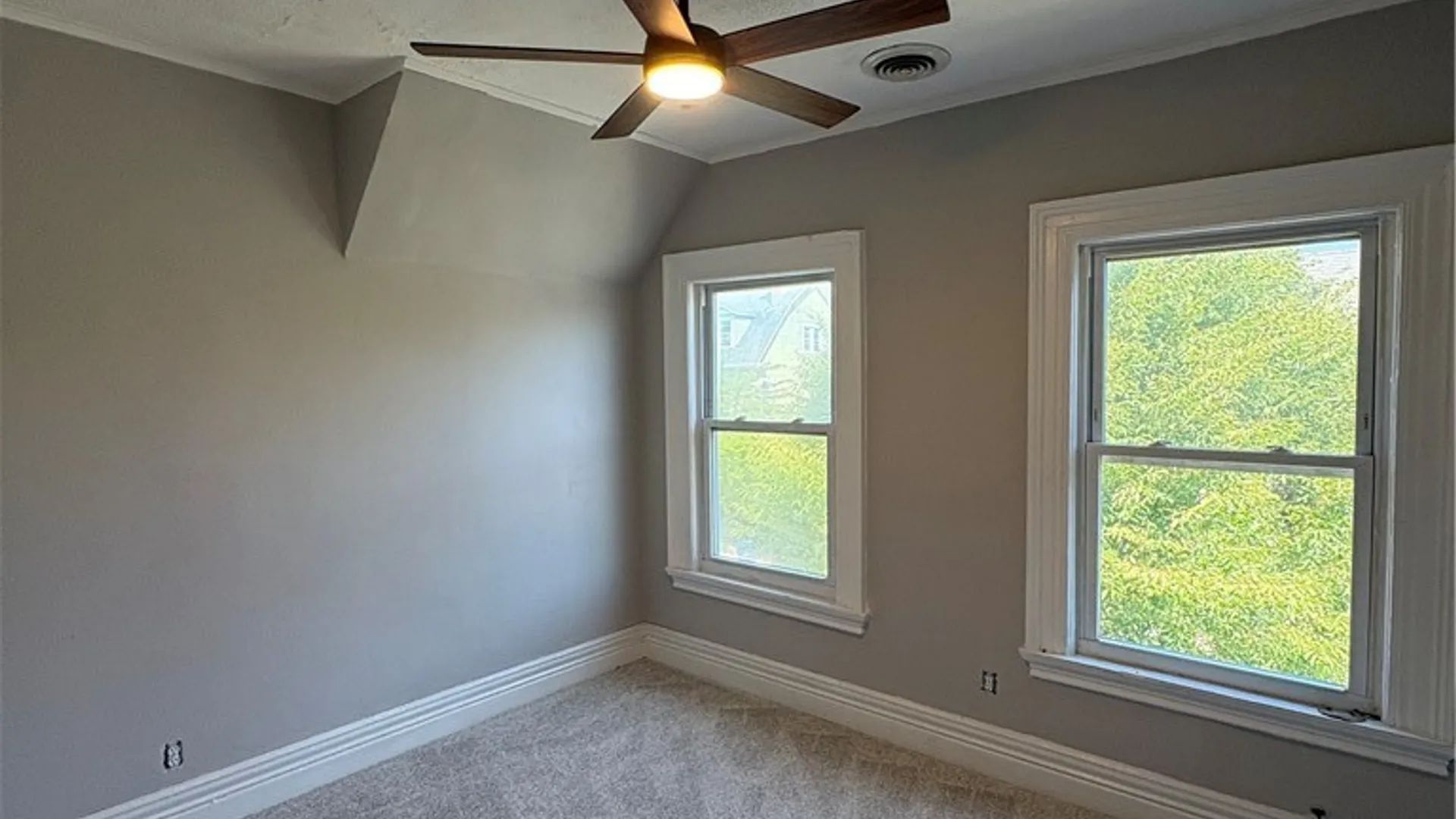 Property at 590 Richmond Avenue, Buffalo, NY 14222 10
