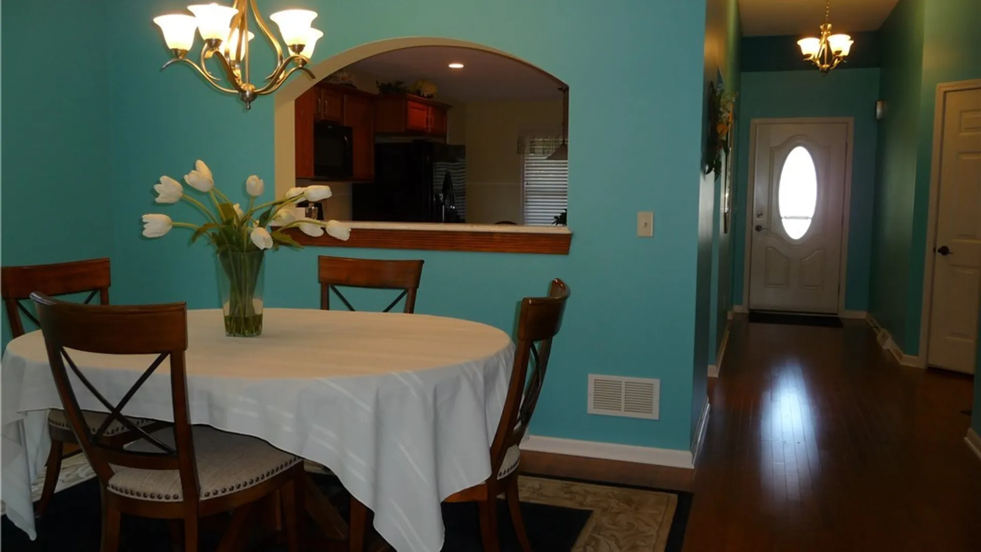 Property at 129 Blossom Wood Lane, Cheektowaga, NY 14227 12