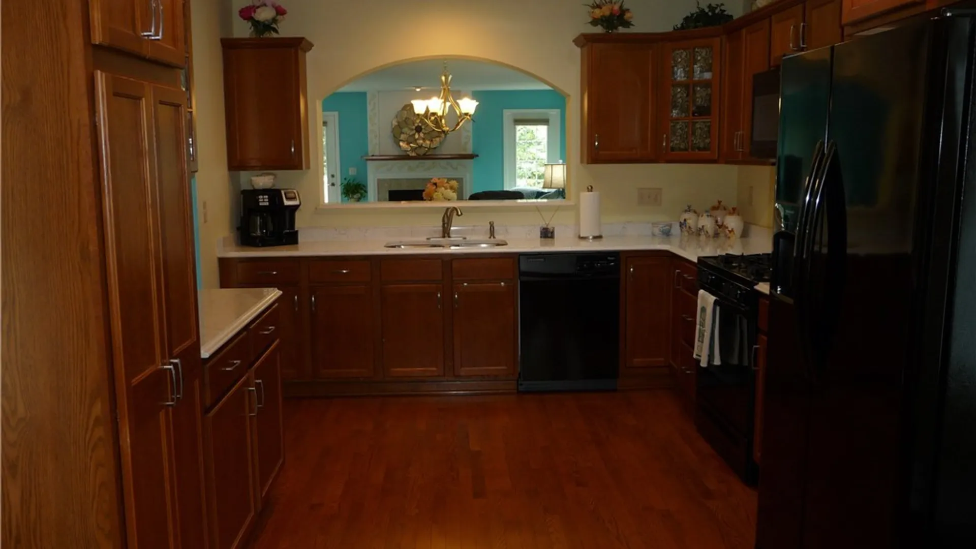 Property at 129 Blossom Wood Lane, Cheektowaga, NY 14227 6