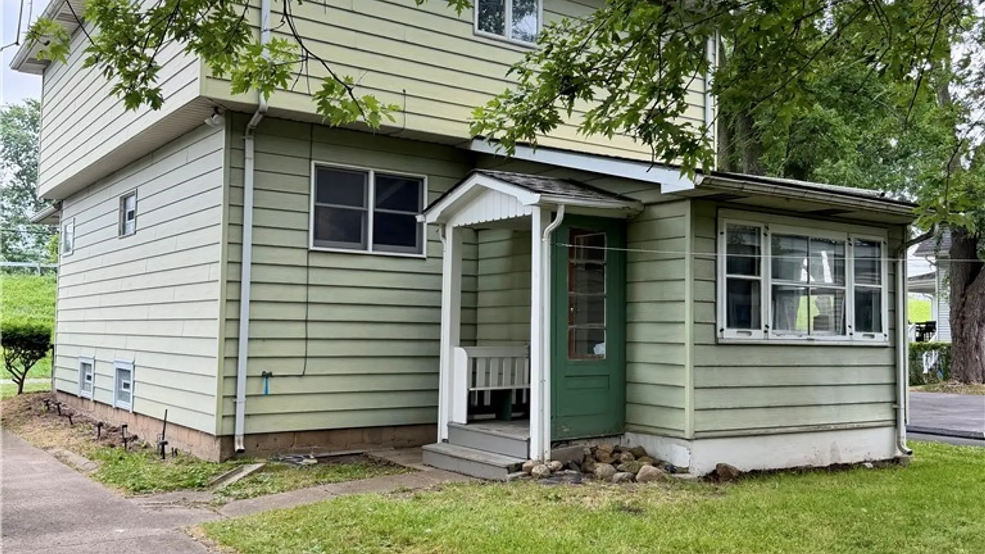 Property at 289 S Union Road, Amherst, NY 14221 3