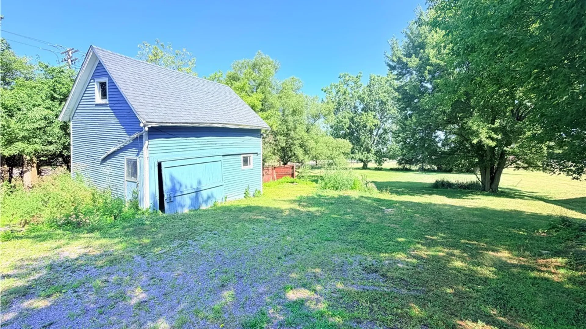 Property at 296 Reserve Road, West Seneca, NY 14224 3