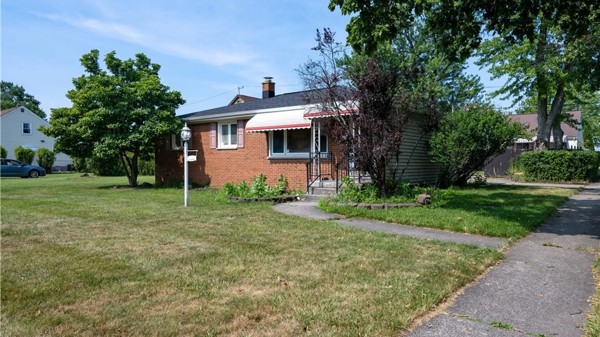 Property at 200 Margaret Road, Amherst, NY 14226 3