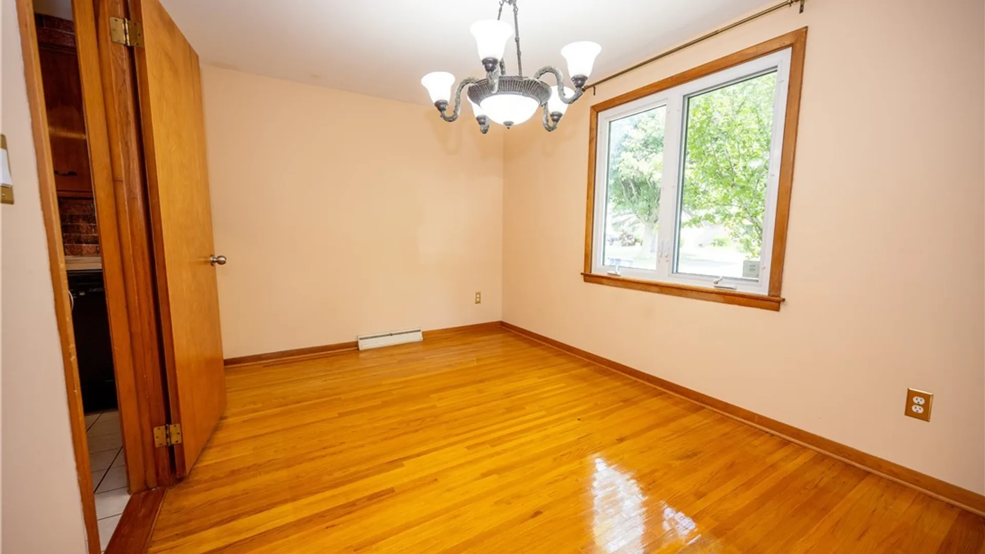Property at 200 Margaret Road, Amherst, NY 14226 12