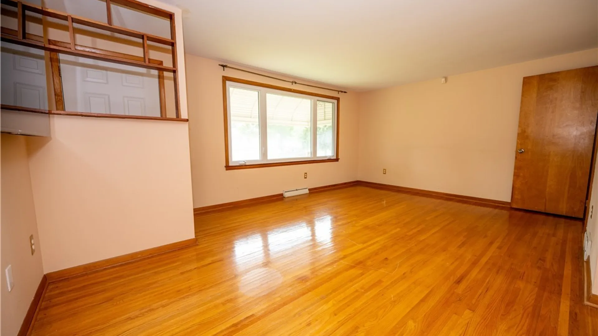 Property at 200 Margaret Road, Amherst, NY 14226 14
