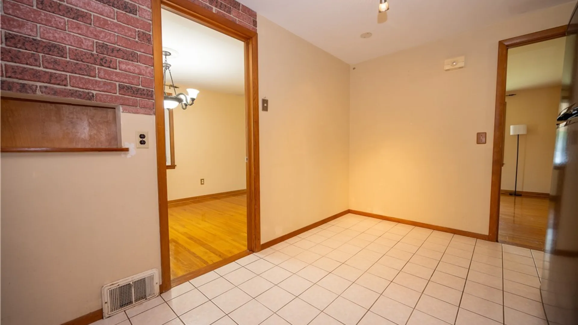Property at 200 Margaret Road, Amherst, NY 14226 21