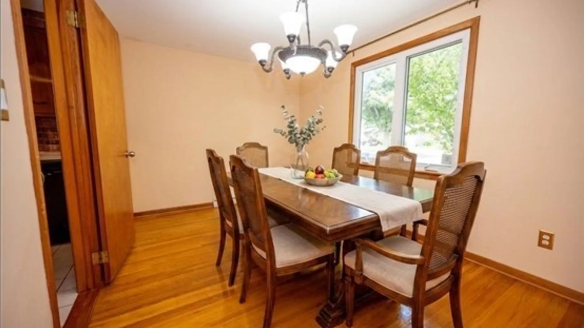 Property at 200 Margaret Road, Amherst, NY 14226 13