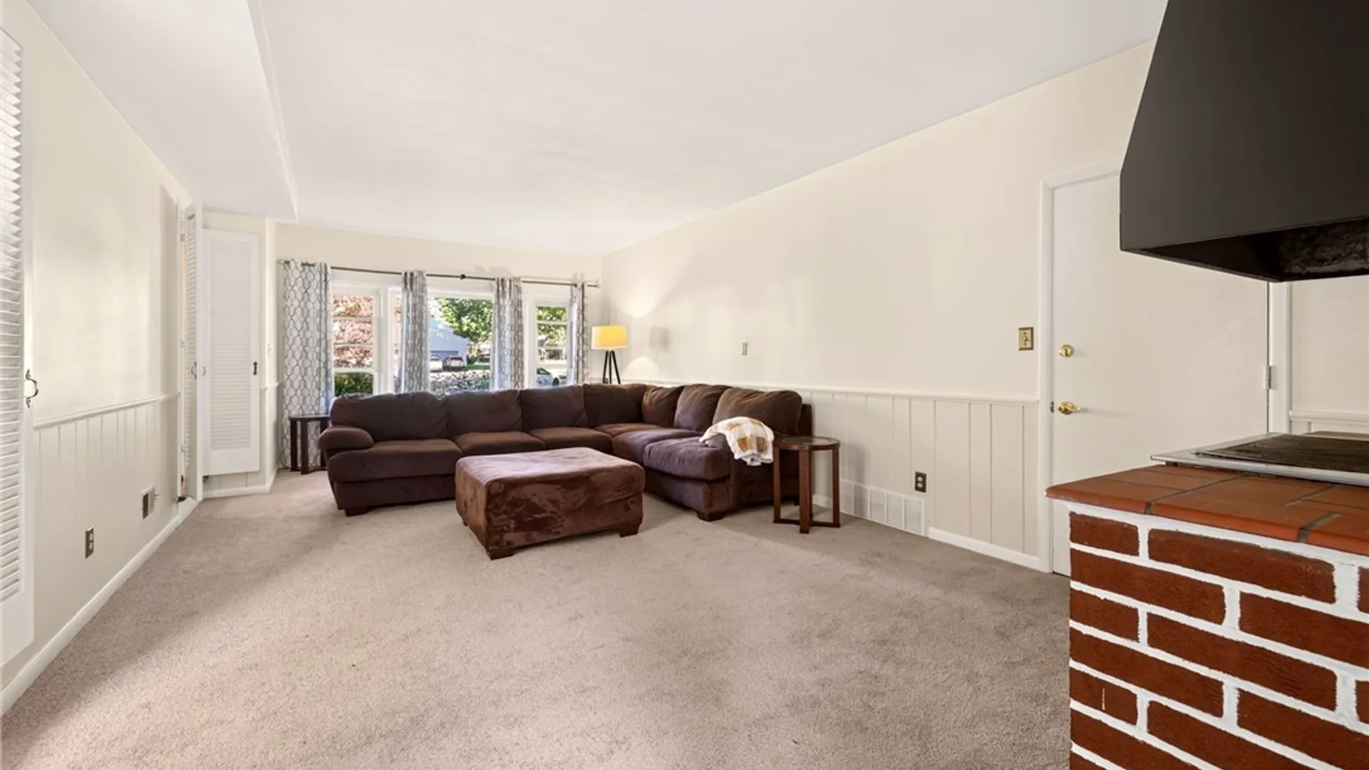 Property at 50 Leonard Crescent, Penfield, NY 14526 16