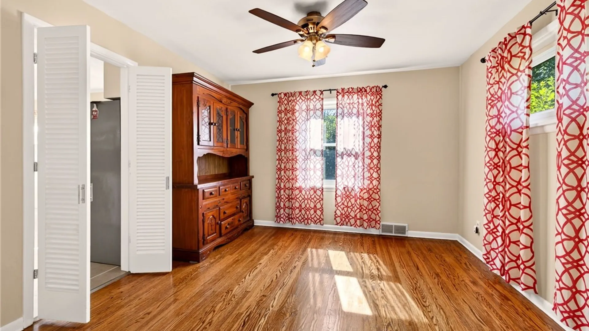 Property at 50 Leonard Crescent, Penfield, NY 14526 8