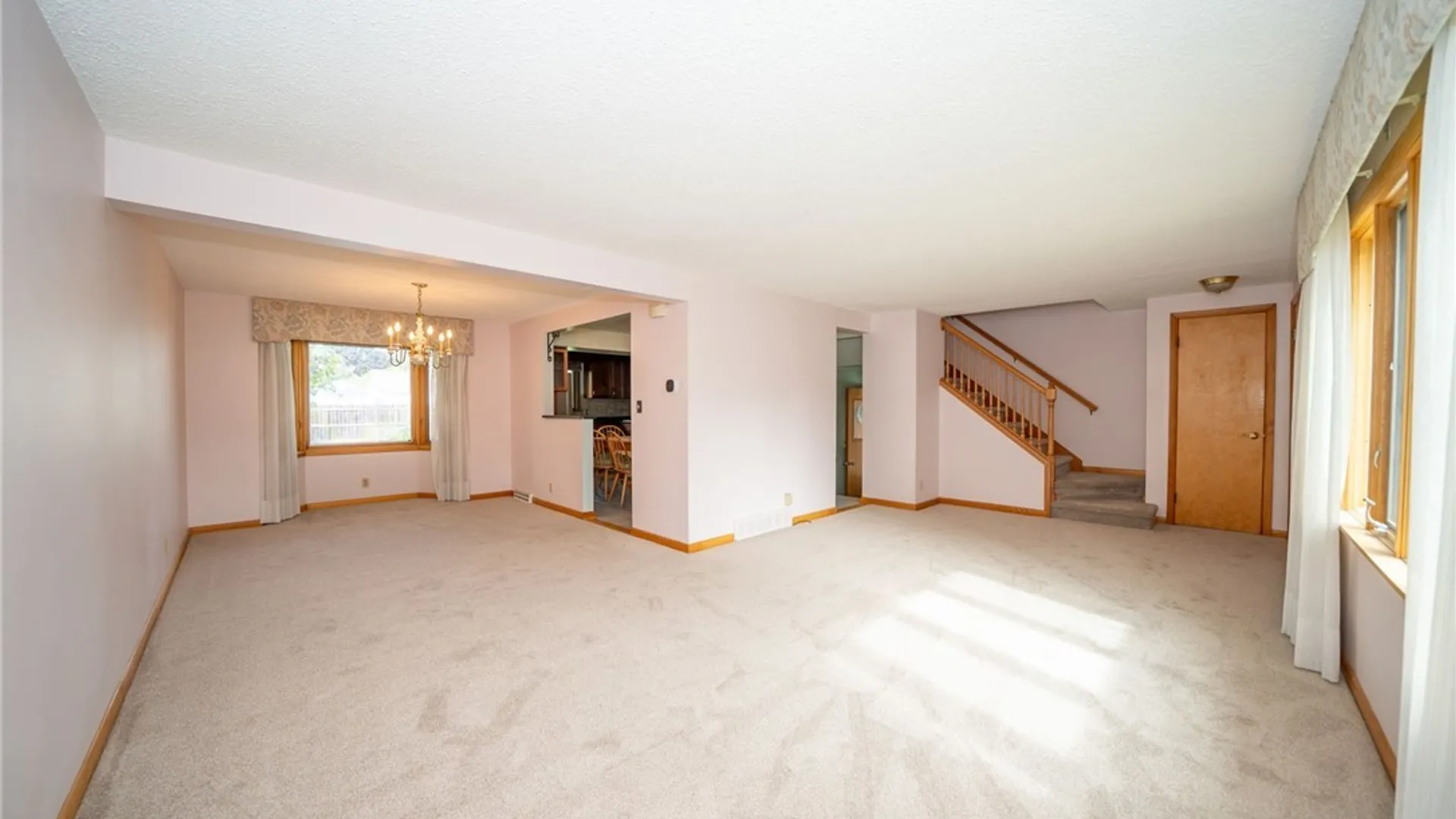 Property at 100 Patricia Drive, Tonawanda, NY 14150 14