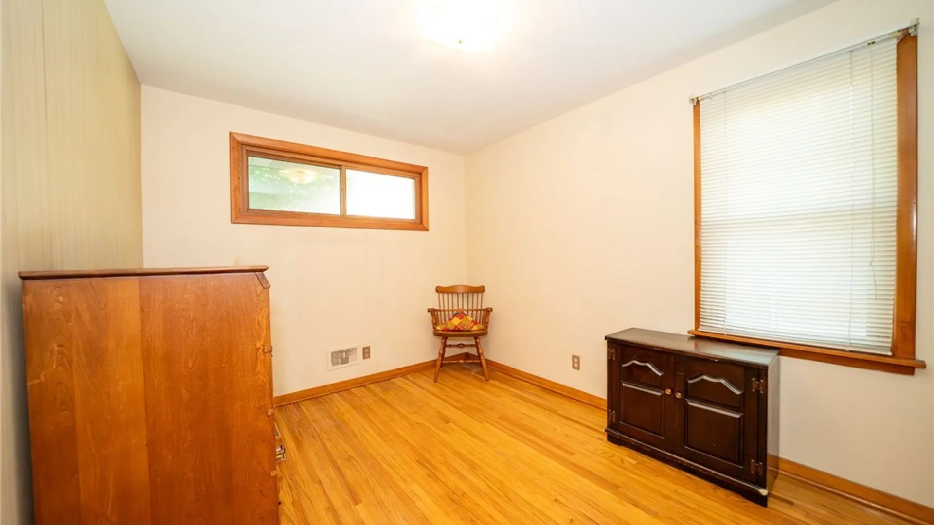 Property at 282 N Willowlawn Parkway, Cheektowaga, NY 14206 25