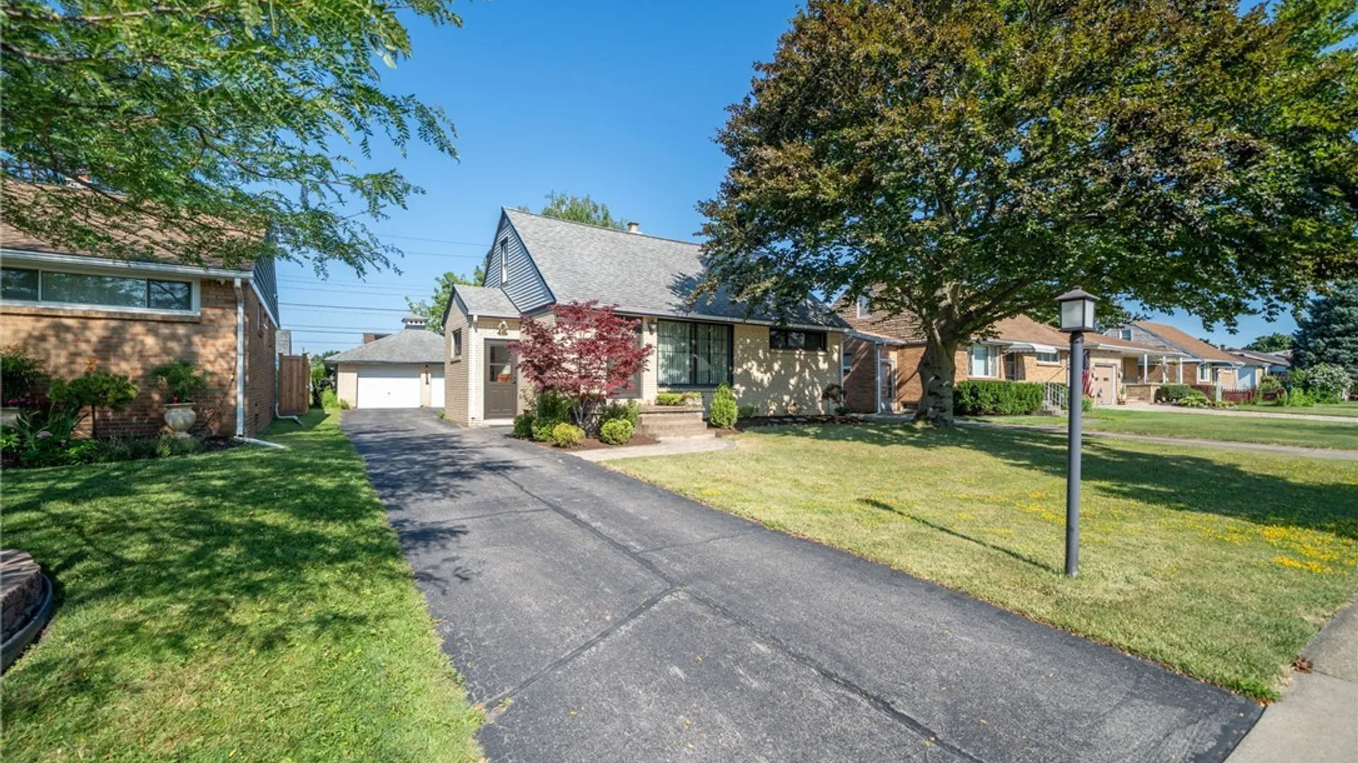 Property at 282 N Willowlawn Parkway, Cheektowaga, NY 14206 4