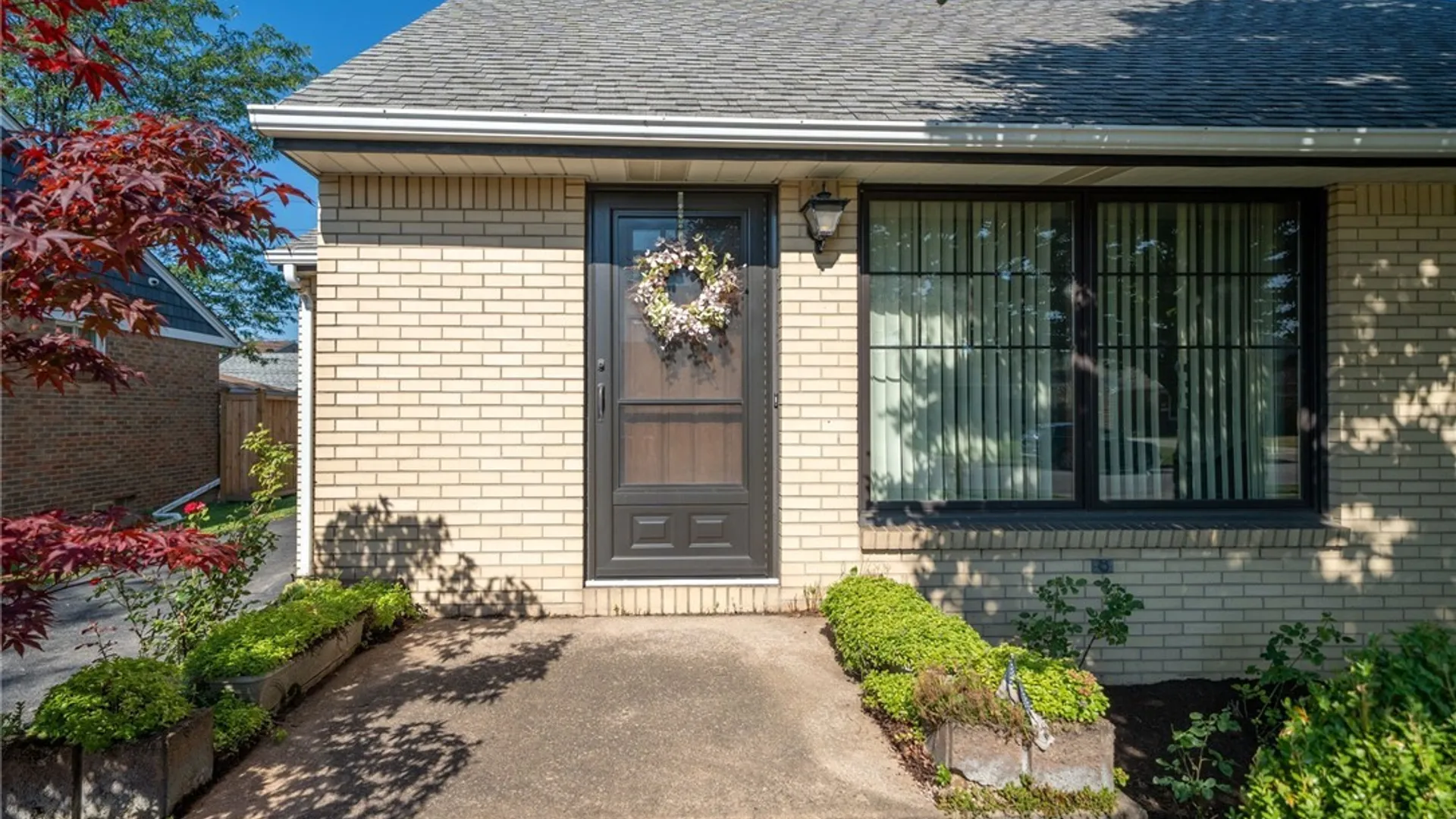 Property at 282 N Willowlawn Parkway, Cheektowaga, NY 14206 5