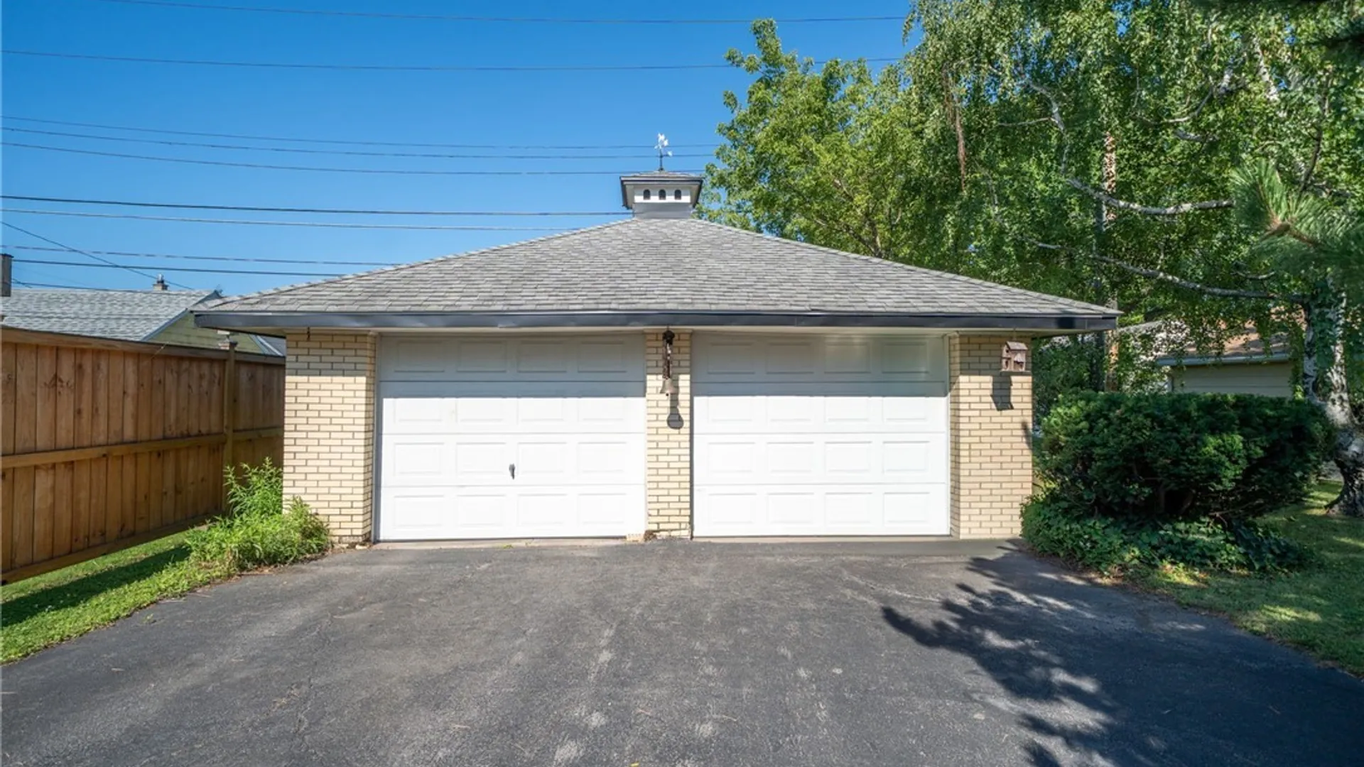 Property at 282 N Willowlawn Parkway, Cheektowaga, NY 14206 6