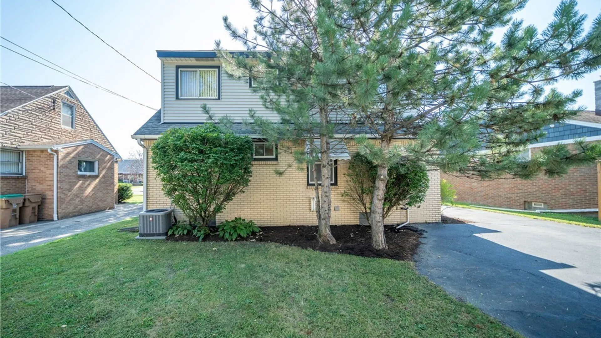 Property at 282 N Willowlawn Parkway, Cheektowaga, NY 14206 8
