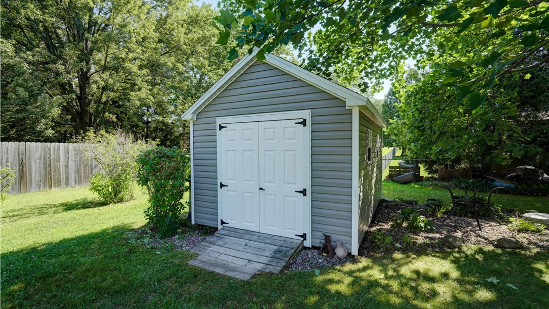 Property at 799 Lauren Court, Webster, NY 14580 31