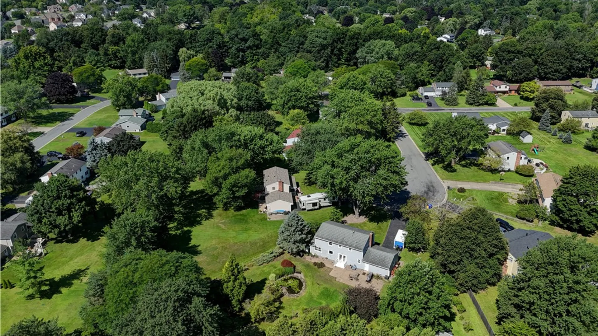 Property at 799 Lauren Court, Webster, NY 14580 39