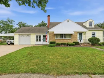 Property at 251 E Prospect Avenue, Hamburg, NY 14075