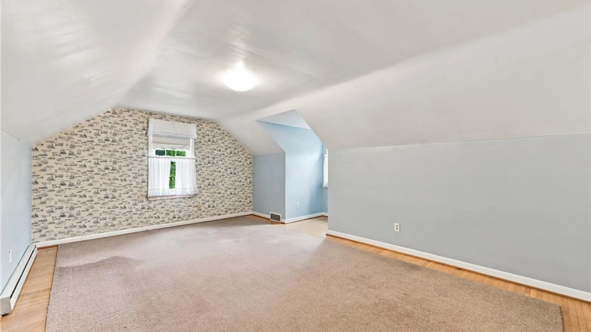 Property at 251 E Prospect Avenue, Hamburg, NY 14075 31