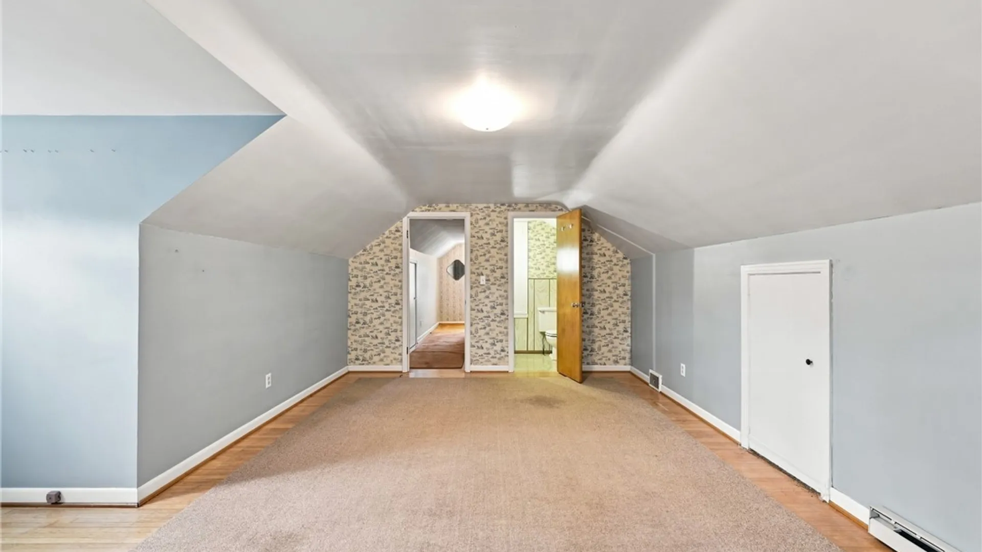 Property at 251 E Prospect Avenue, Hamburg, NY 14075 32