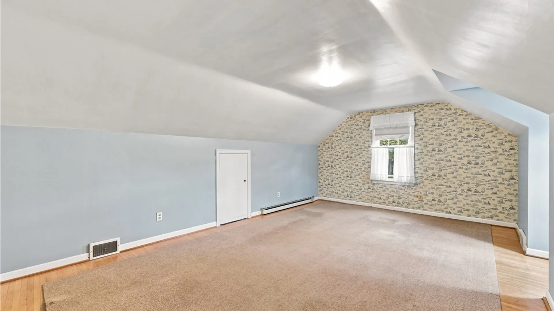 Property at 251 E Prospect Avenue, Hamburg, NY 14075 33