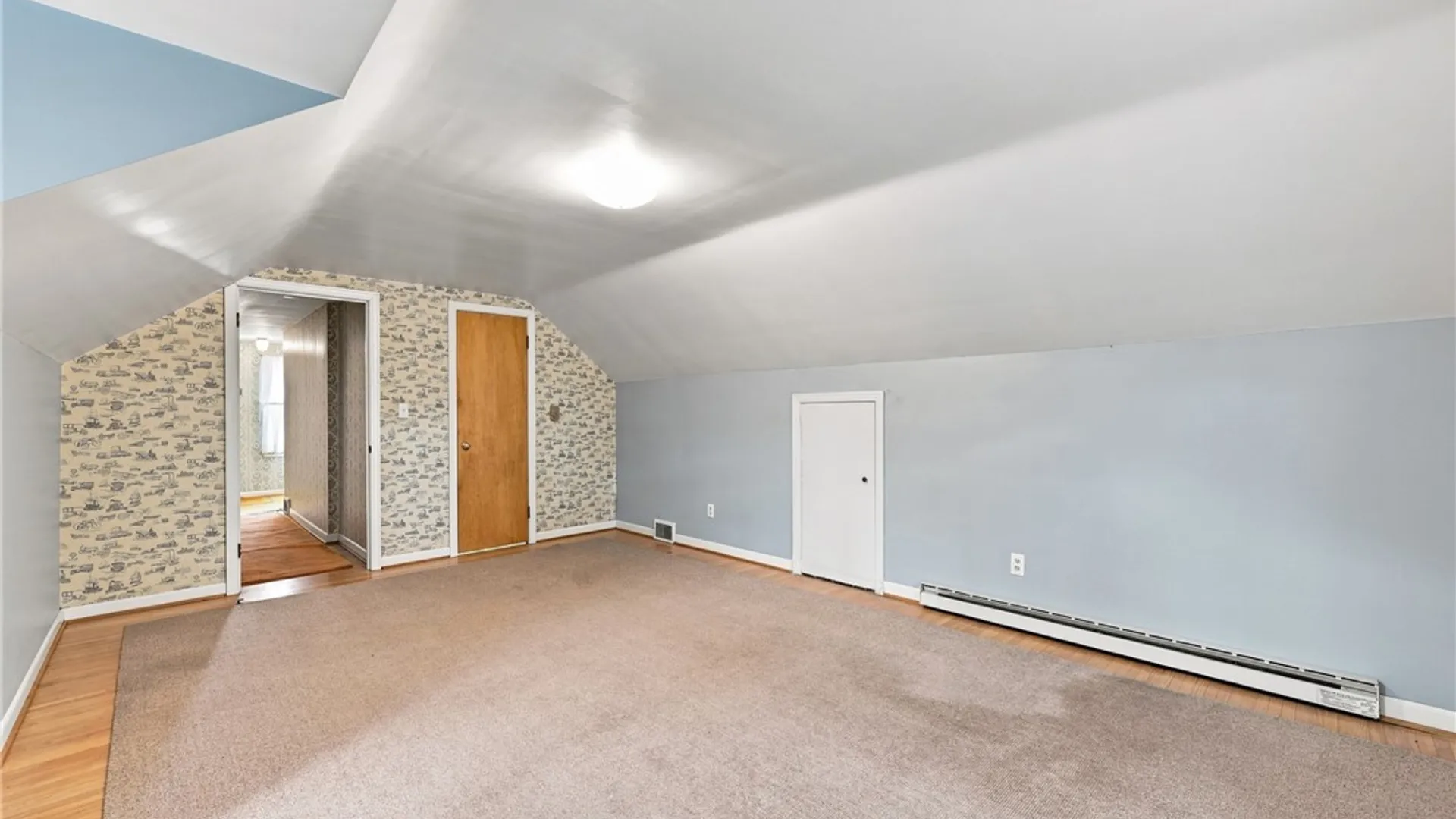 Property at 251 E Prospect Avenue, Hamburg, NY 14075 34