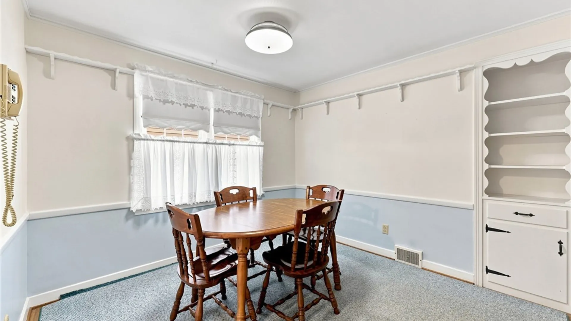 Property at 251 E Prospect Avenue, Hamburg, NY 14075 16