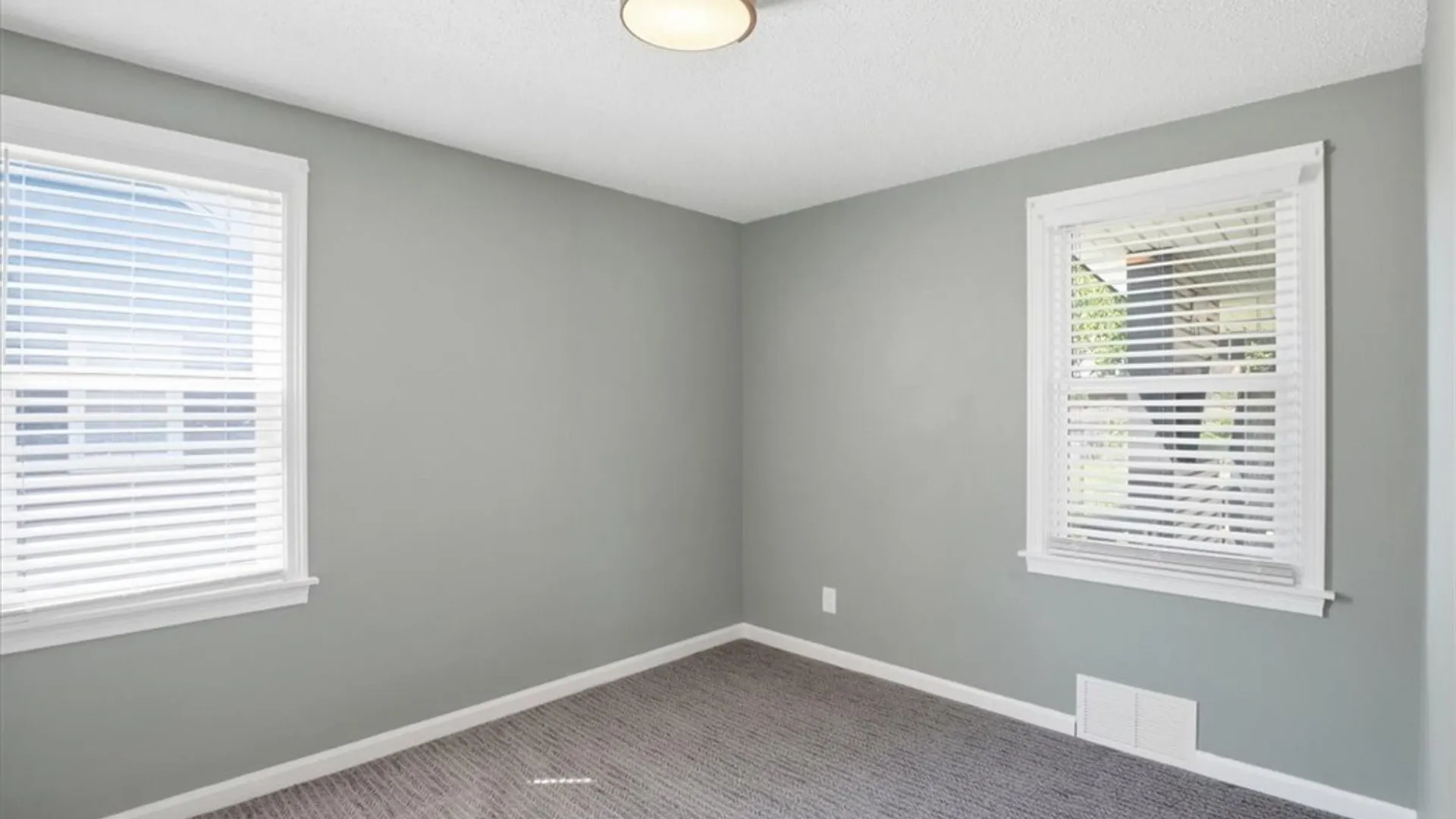 Property at 45 Hampton Parkway, Tonawanda, NY 14217 14
