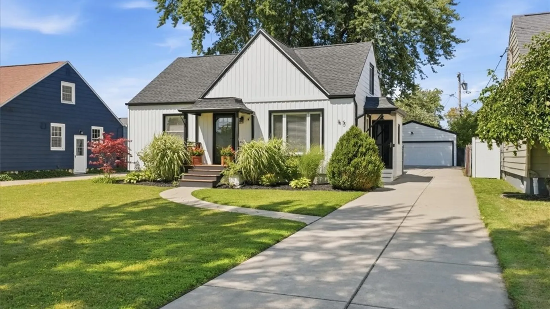 Property at 45 Hampton Parkway, Tonawanda, NY 14217 3