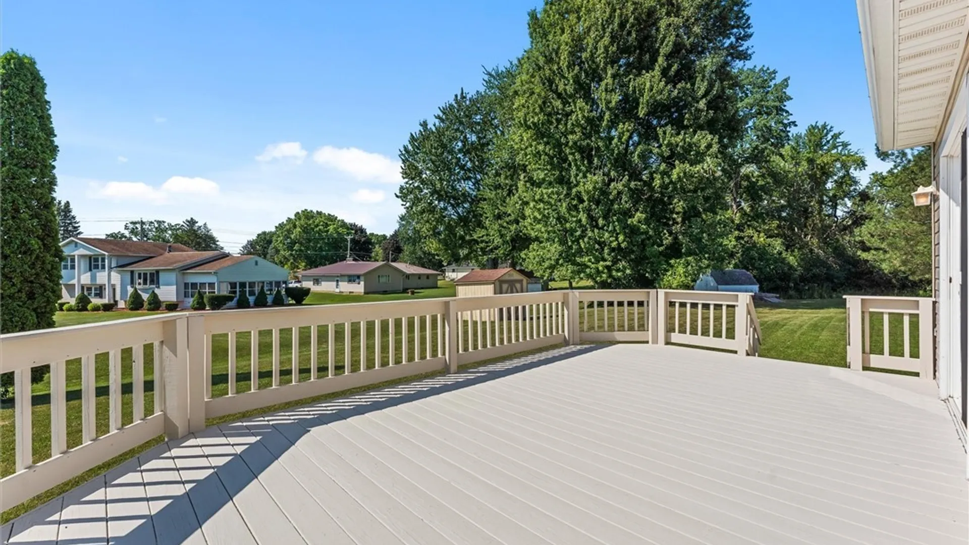 Property at 7677 Glenview Drive, Cicero, NY 13212 30