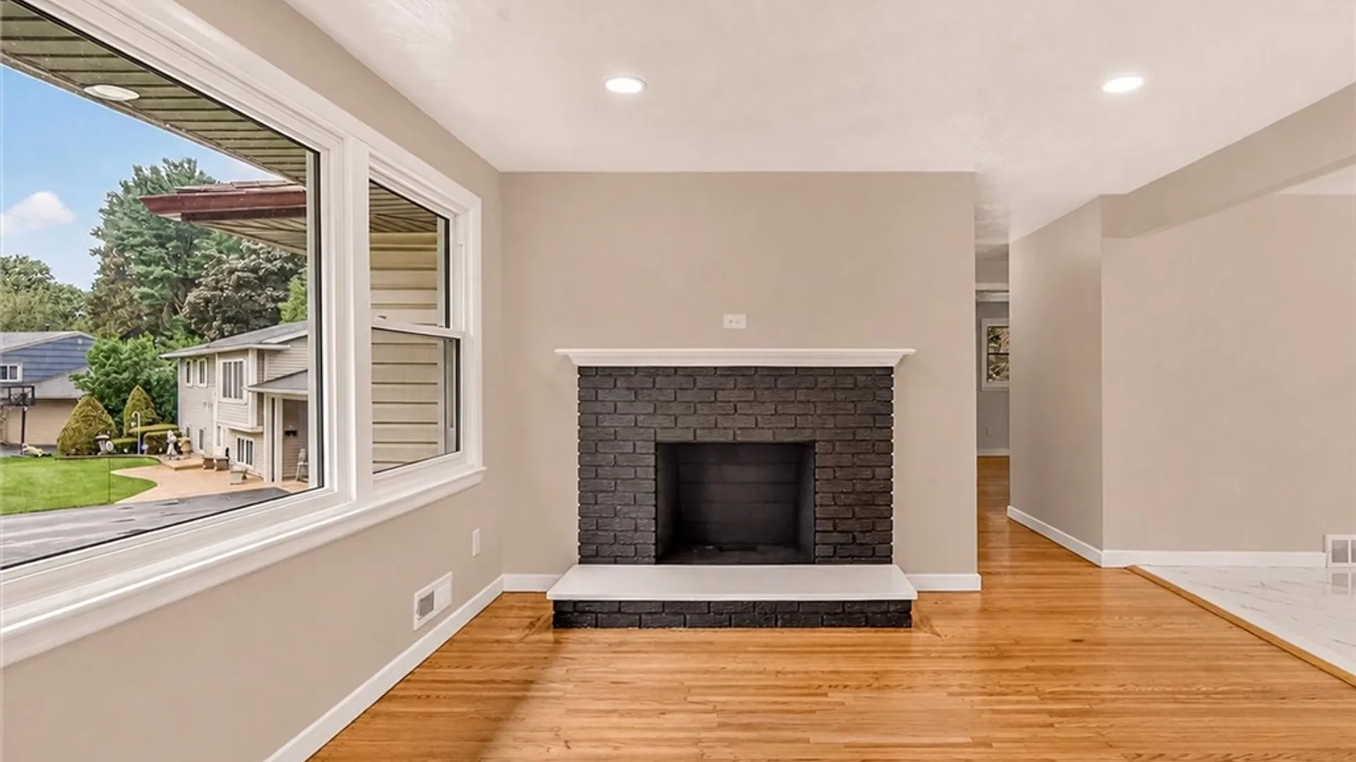 Property at 73 Sandcastle Drive, Irondequoit, NY 14622 6